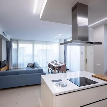 Beachfront In Luxury In